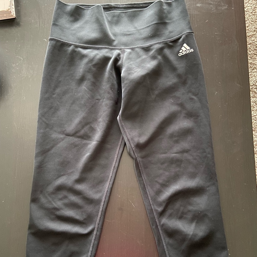 Black Adidas Cropped leggings
